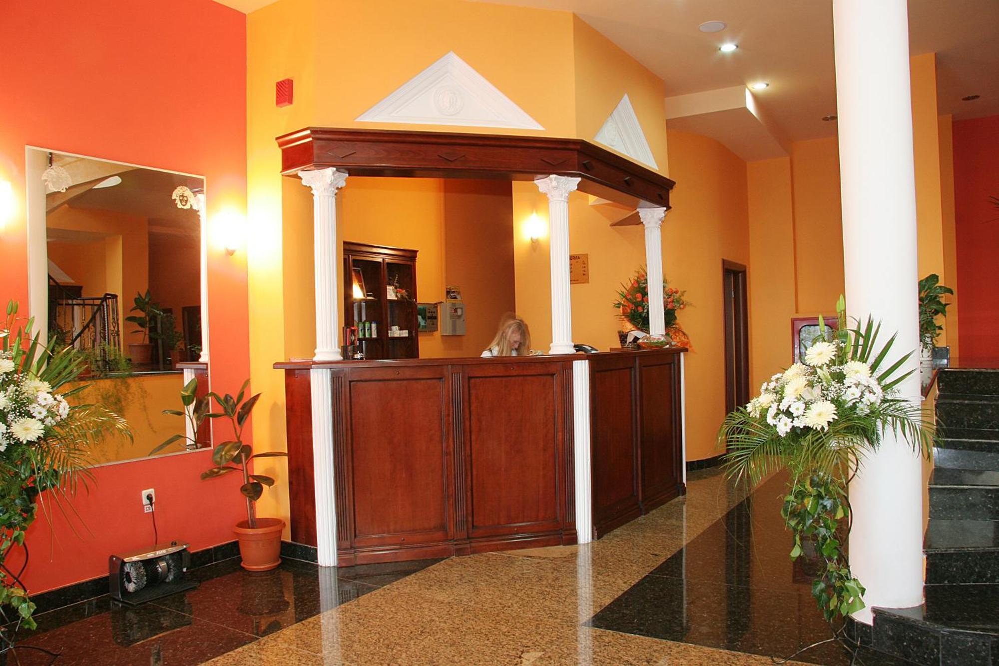 Hotel Coral Satu Mare Eksteriør billede