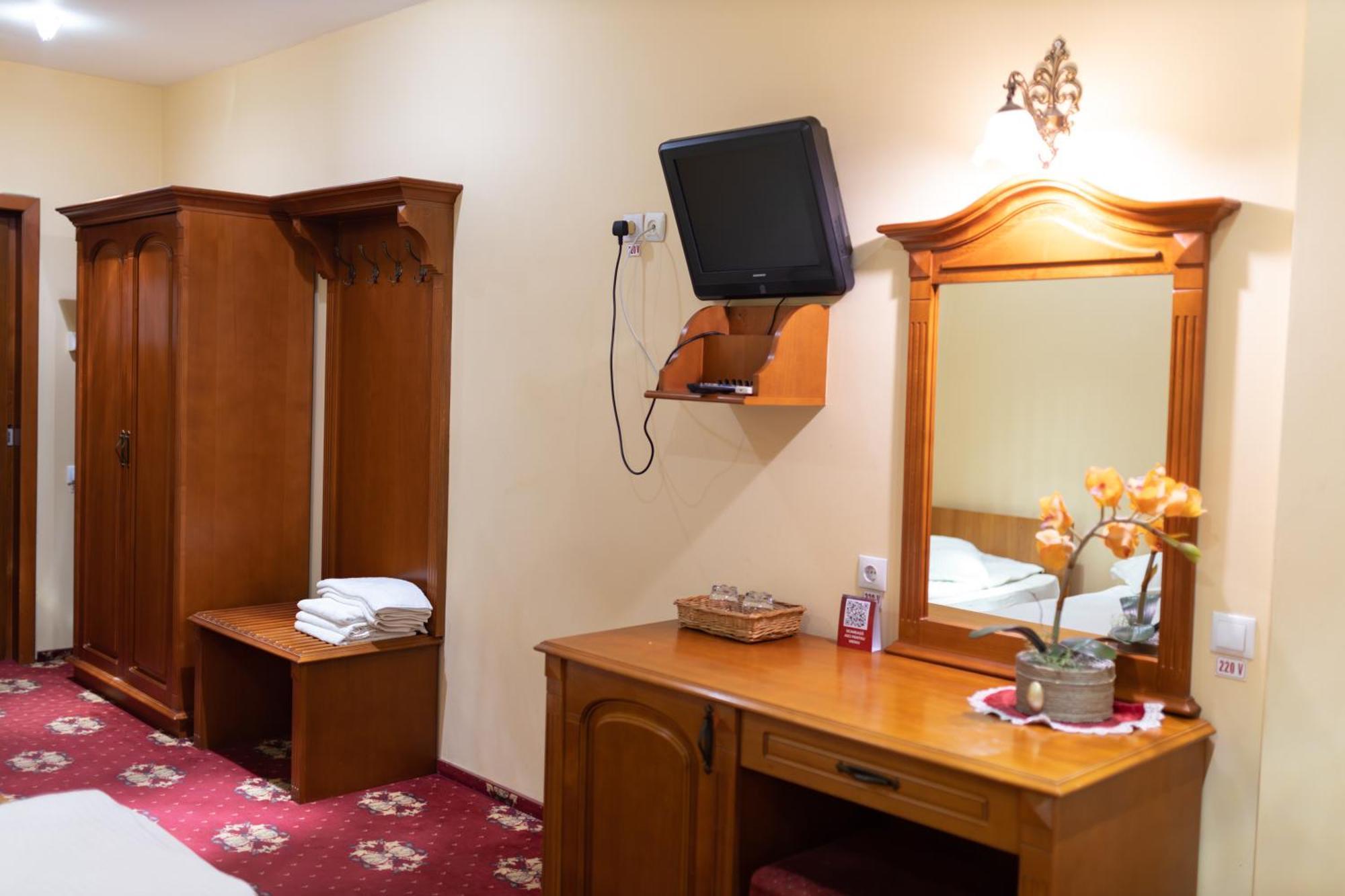 Hotel Coral Satu Mare Eksteriør billede
