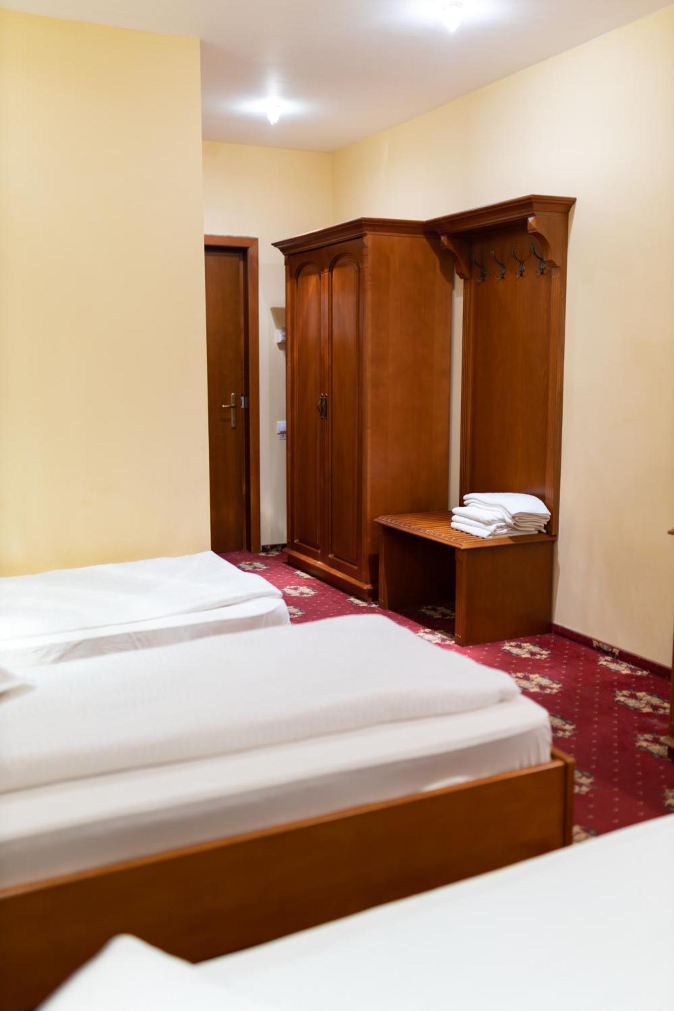 Hotel Coral Satu Mare Eksteriør billede